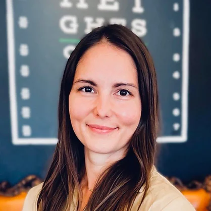 Dr. Andreea Nastasoiu