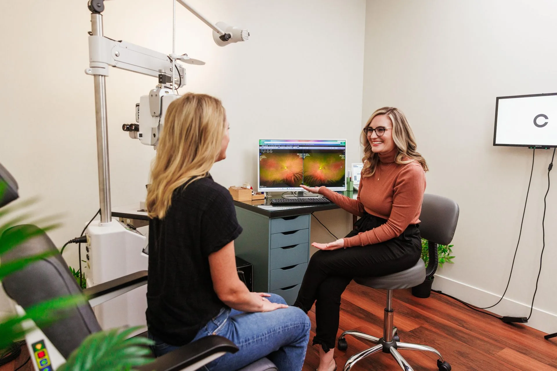 La Mesa Optometry interior